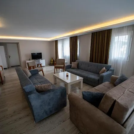 Silver Tower كوشاداسيه