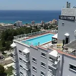 Silver Tower Aparthotel
