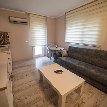 Silver Tower Aparthotel