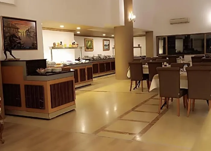 Silver Tower Aparthotel Kuşadası